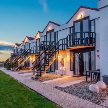 Daire Met Prachtig Polderzicht 1st Floor De Haan